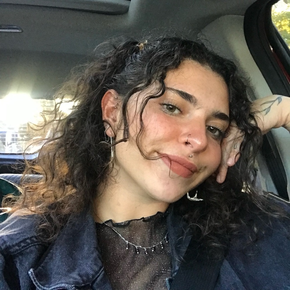 Meet your Posher, Adelle